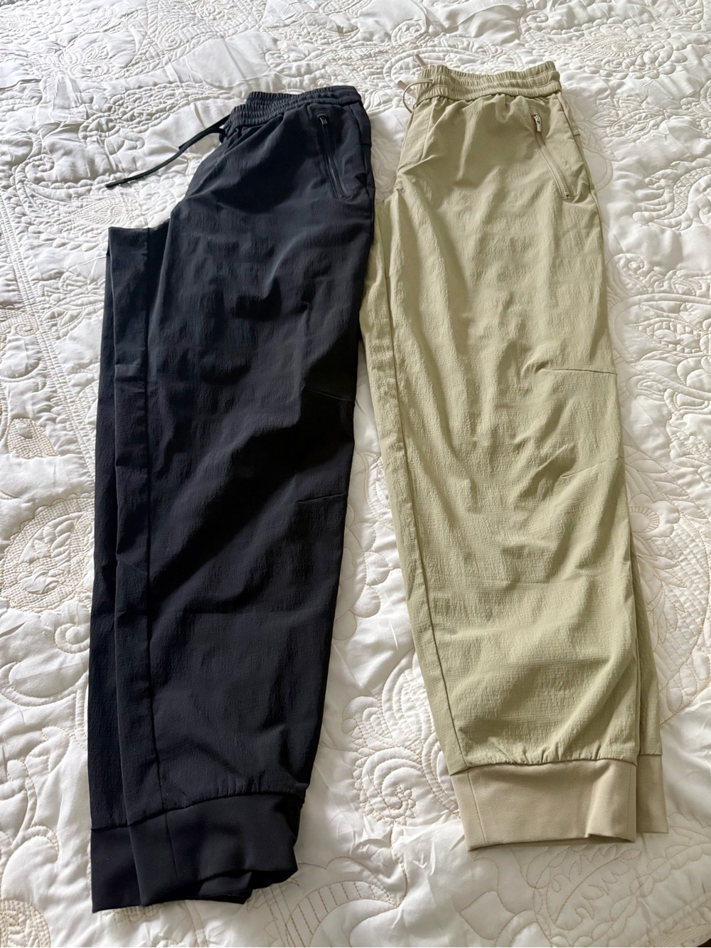 Athleta Trekkie Lightweight Jogger Pants in Black and Tan